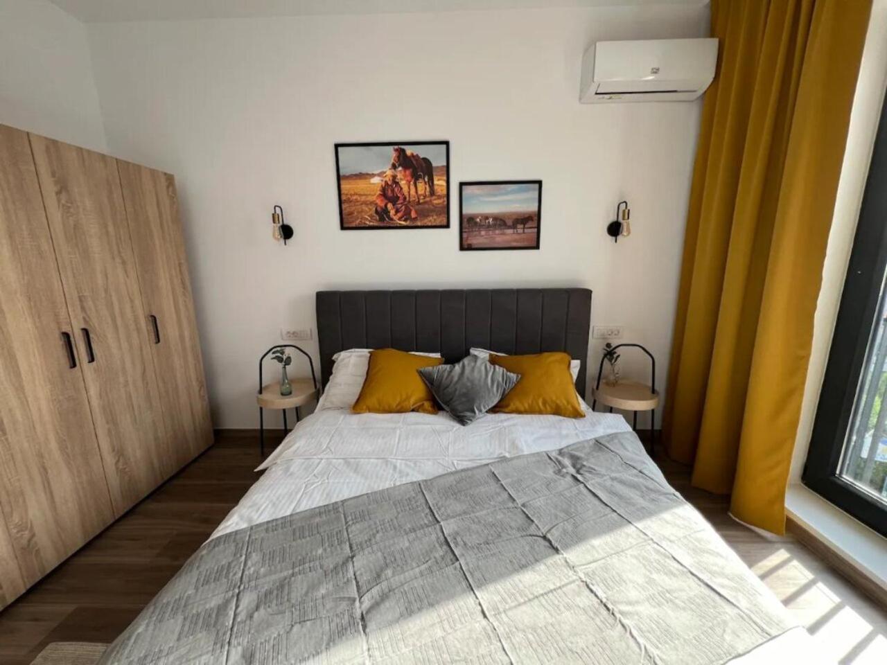High-Rise Luxury Apartment With Free Parking بوخارست المظهر الخارجي الصورة