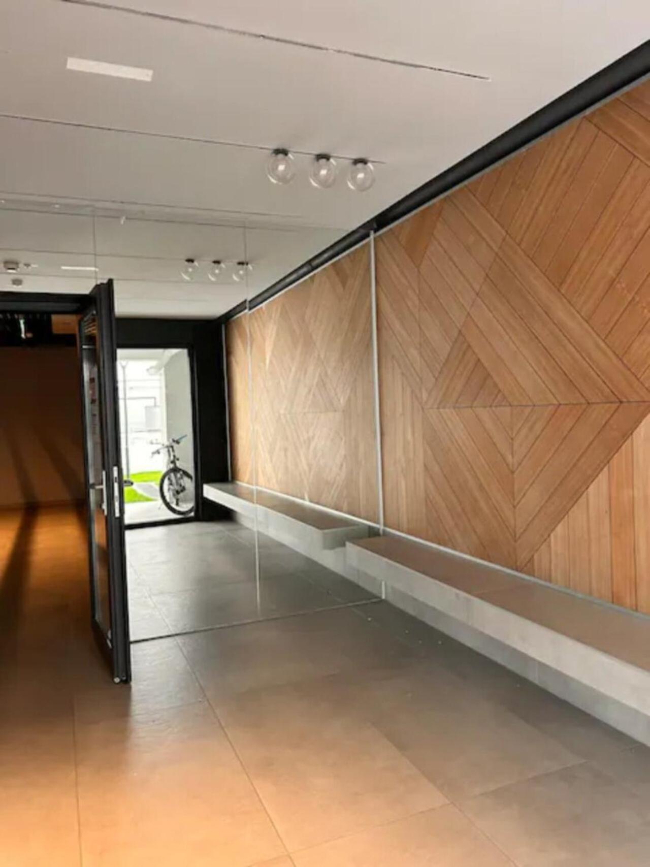 High-Rise Luxury Apartment With Free Parking بوخارست المظهر الخارجي الصورة